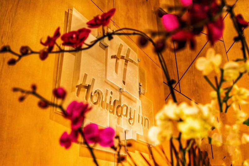 Holiday Inn & Suites Tianjin Downtown By Ihg,Tianjin Drum Tower,Joycity Shopping Mall,Tianjin Ancient Cultural Street,Haihe River,The Porcelain House,Convenient Access To Tianjin Binhai International Airport Exterior foto
